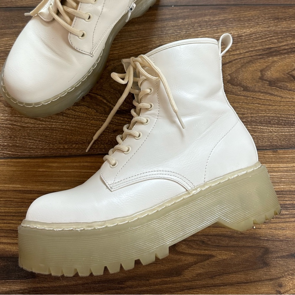 Steve Madden Boots